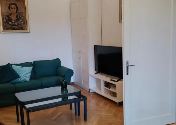 Moretti Flat Canal View Apartment *