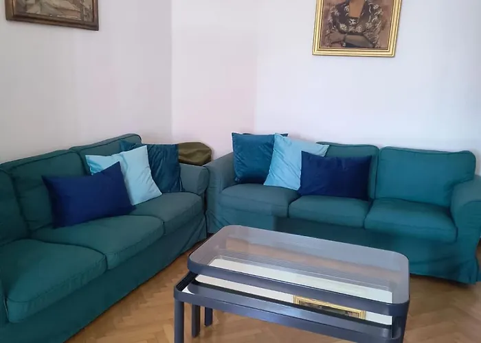 Moretti Flat Canal View