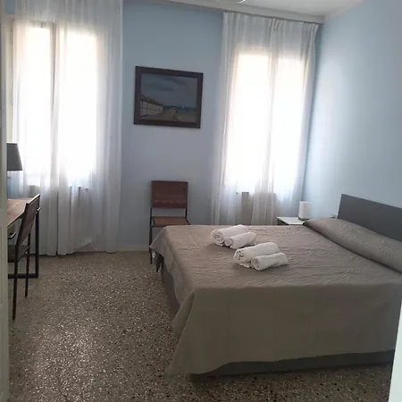 Moretti Flat Canal View Apartamento Venecia