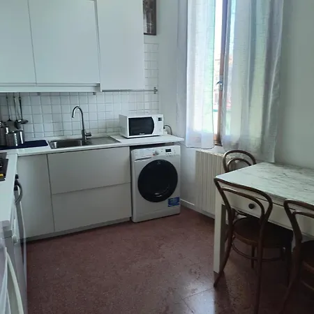 Moretti Flat Canal View