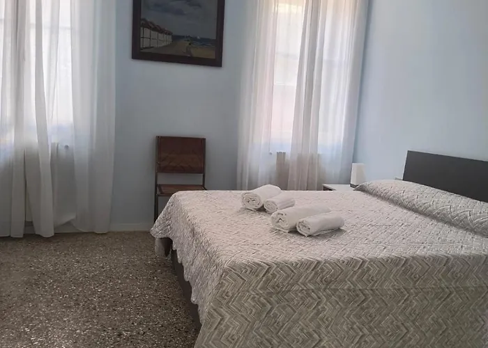 Moretti Flat Canal View * Venedig