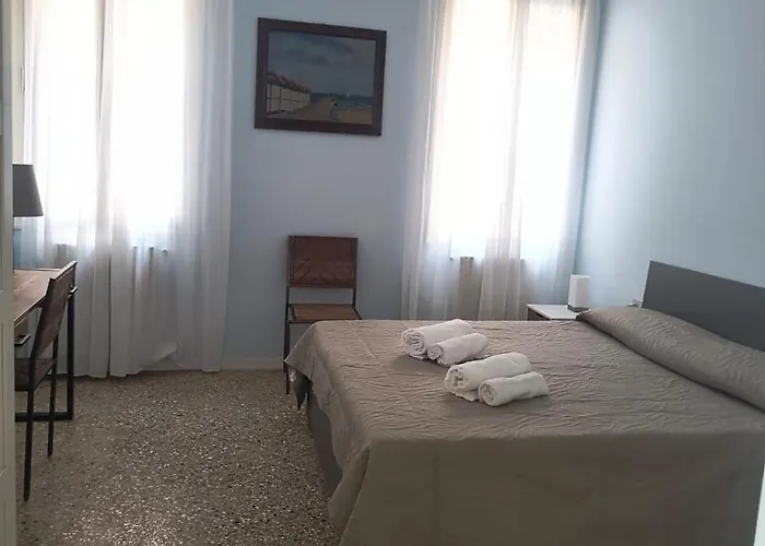 Moretti Flat Canal View Apartment Venedig