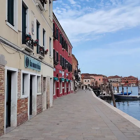 아파트 Moretti Flat Canal View 베니스