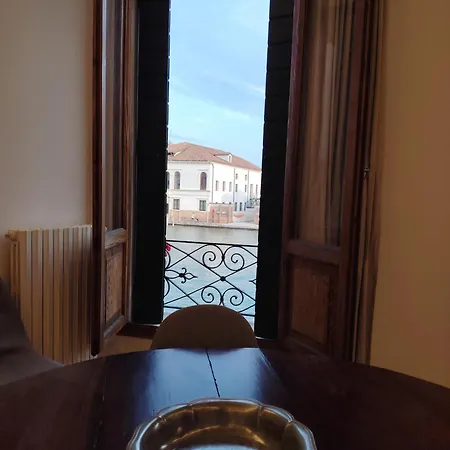 Moretti Flat Canal View 아파트 *