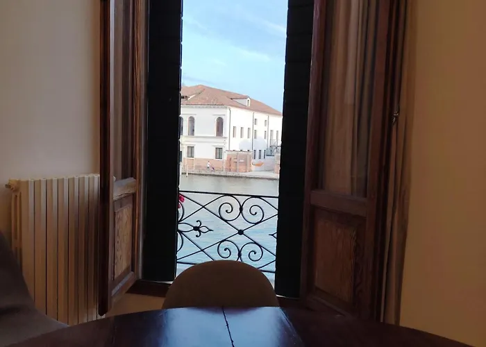Moretti Flat Canal View Appartement *